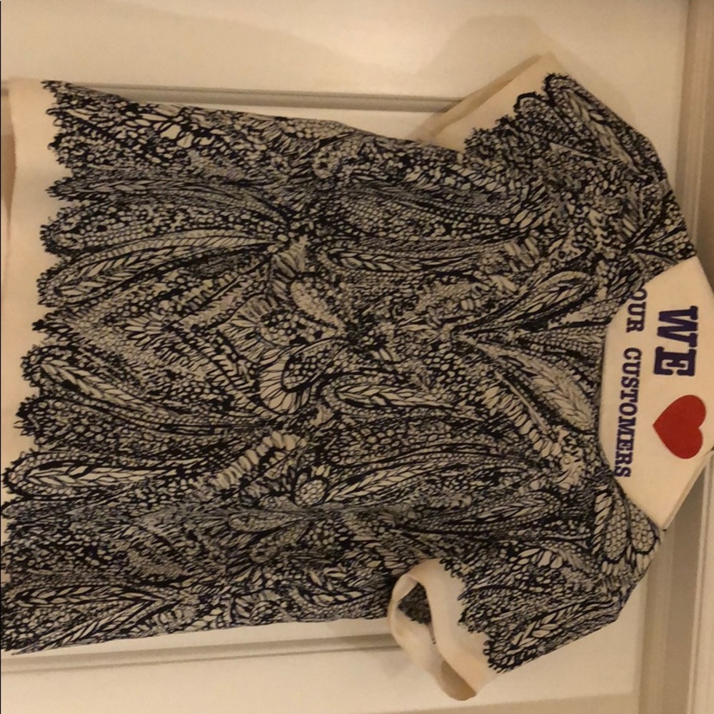 Loft blouse/color Black And Cream